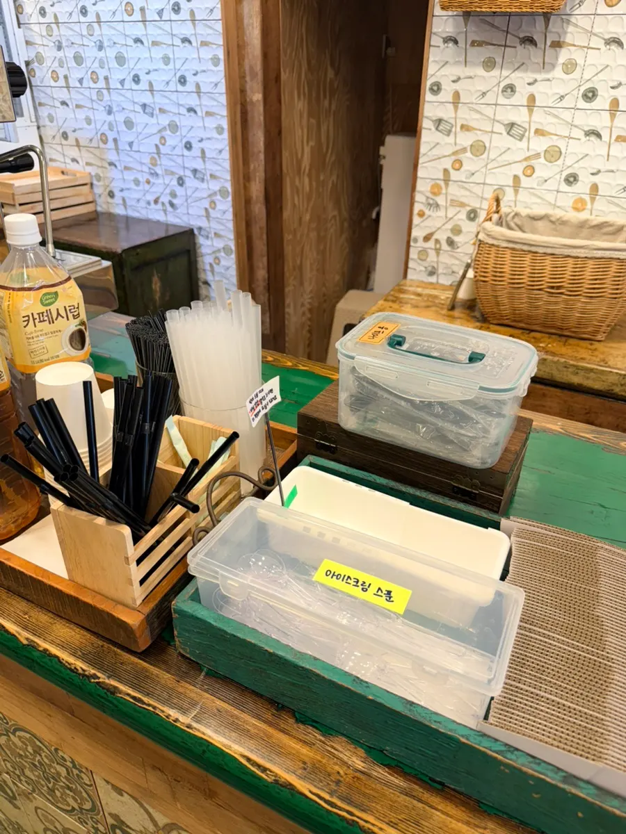 Area near the counter before ordering