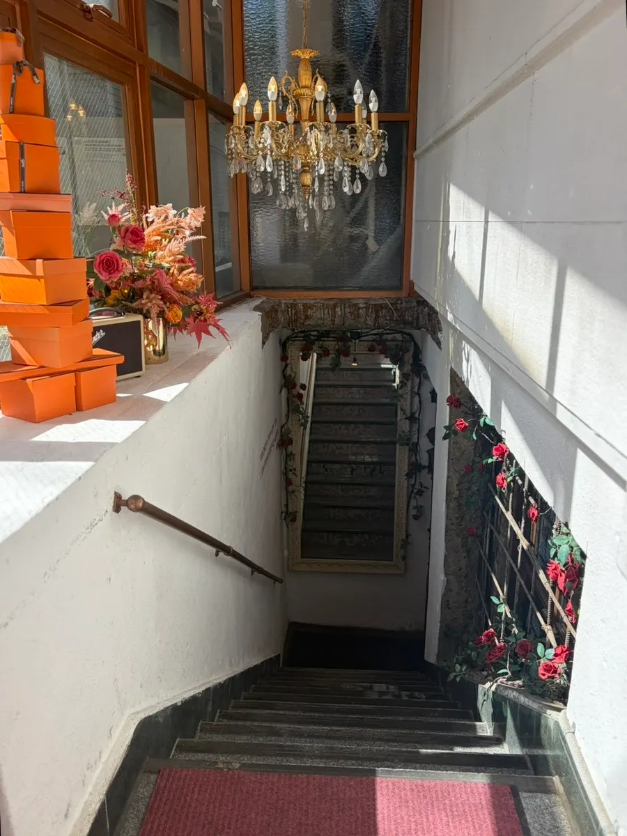 Rose decorations at the Awesome Rose entrance