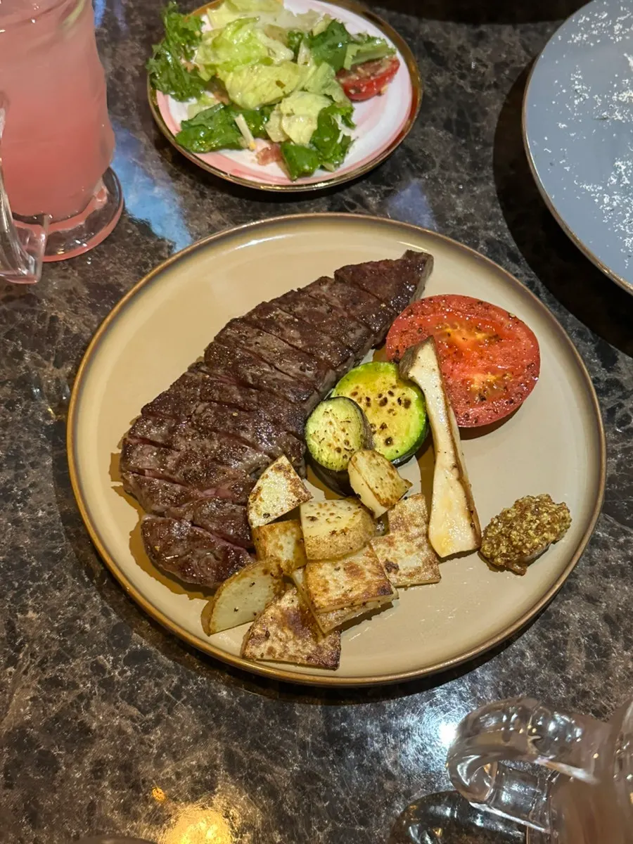 Plate of Awesome Rose's Hanwoo rose steak