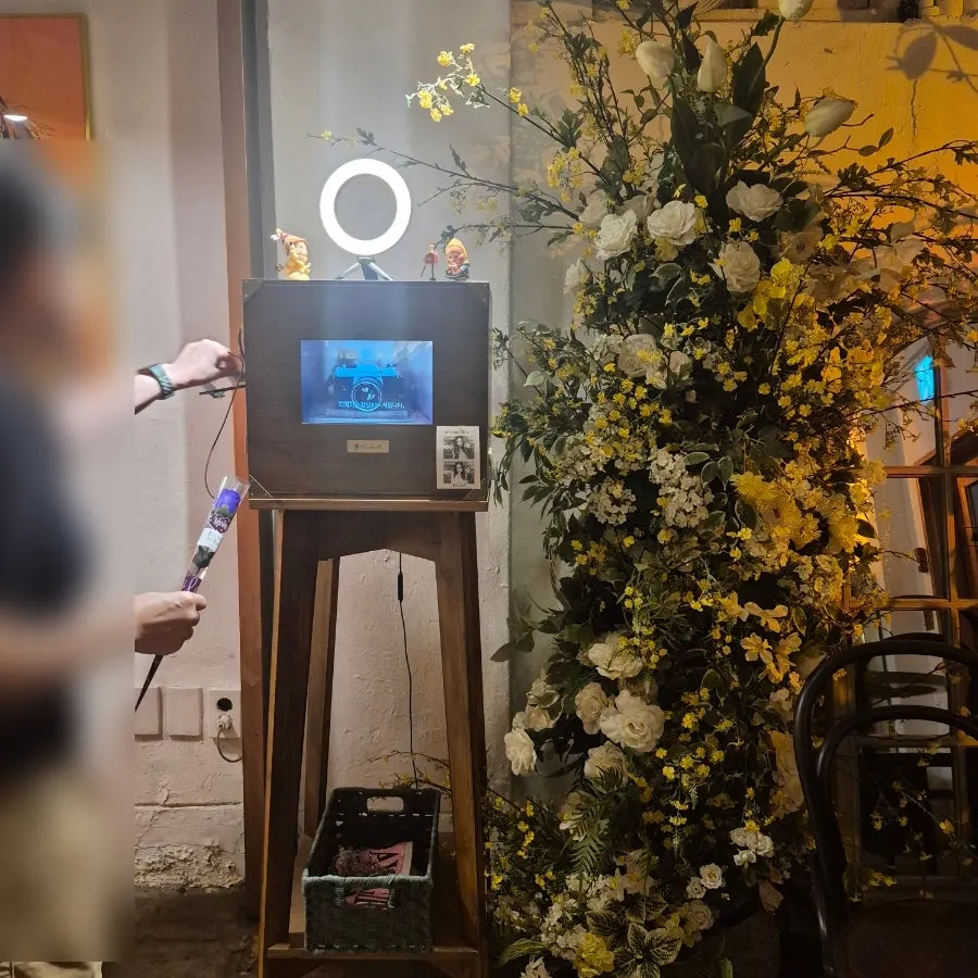 Space around the photo booth at Awesome Rose