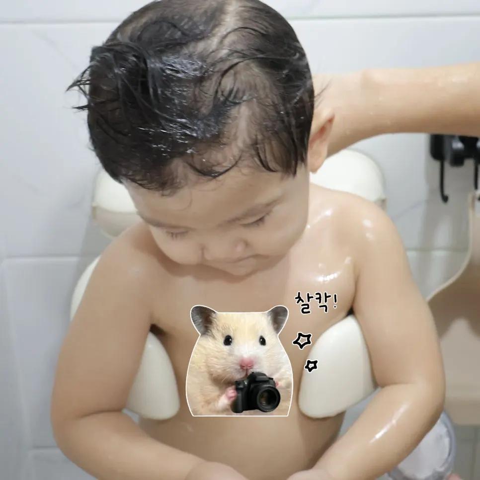 정면 또는 반대 방향으로 사용하는 목욕핸들