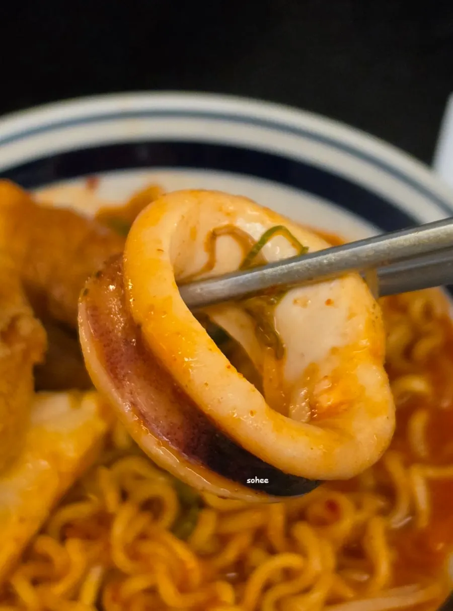 Seafood tteokjjim with beef brisket and mung bean sprouts