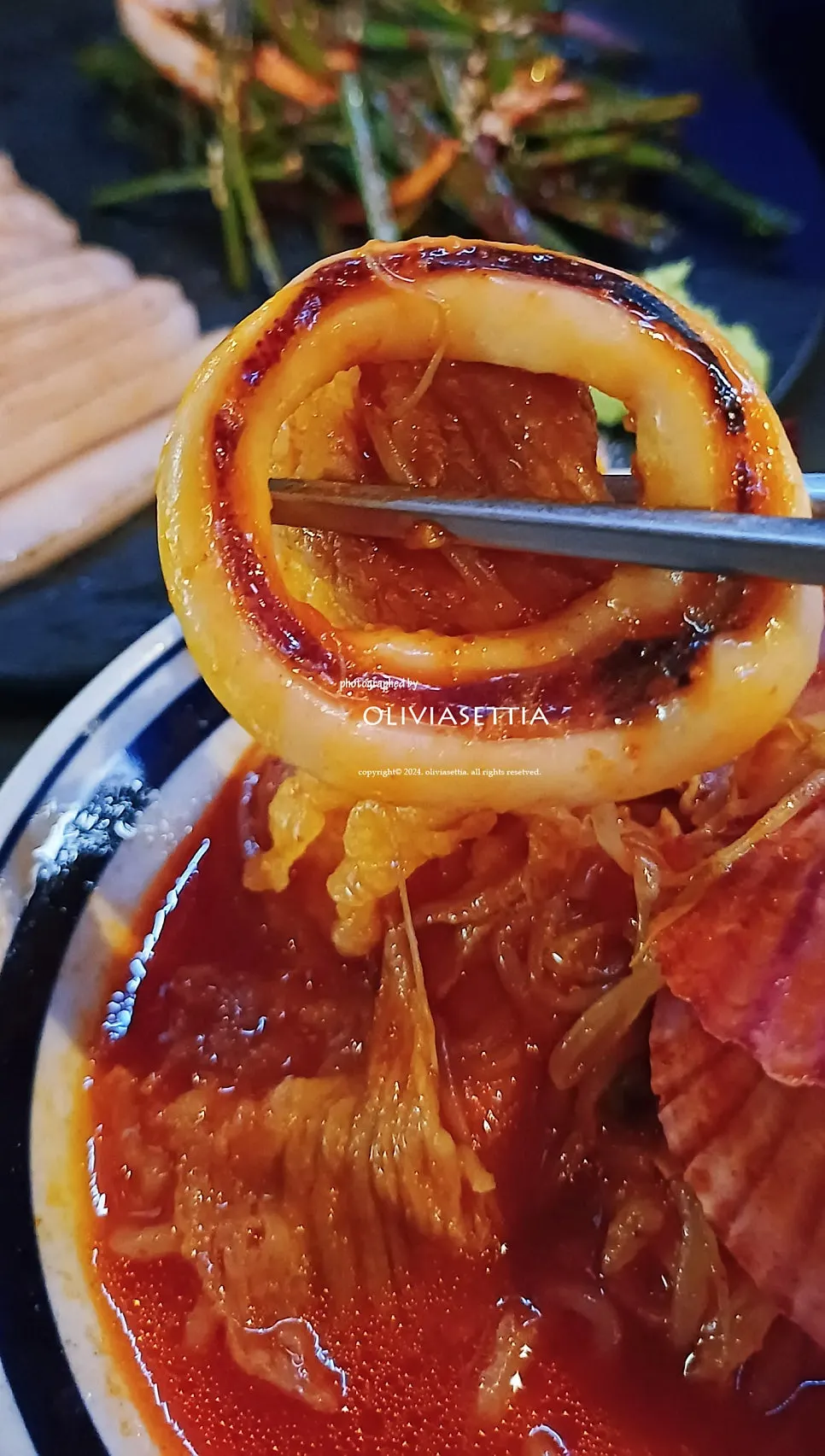 보글보글 끓는 차돌해물떡찜