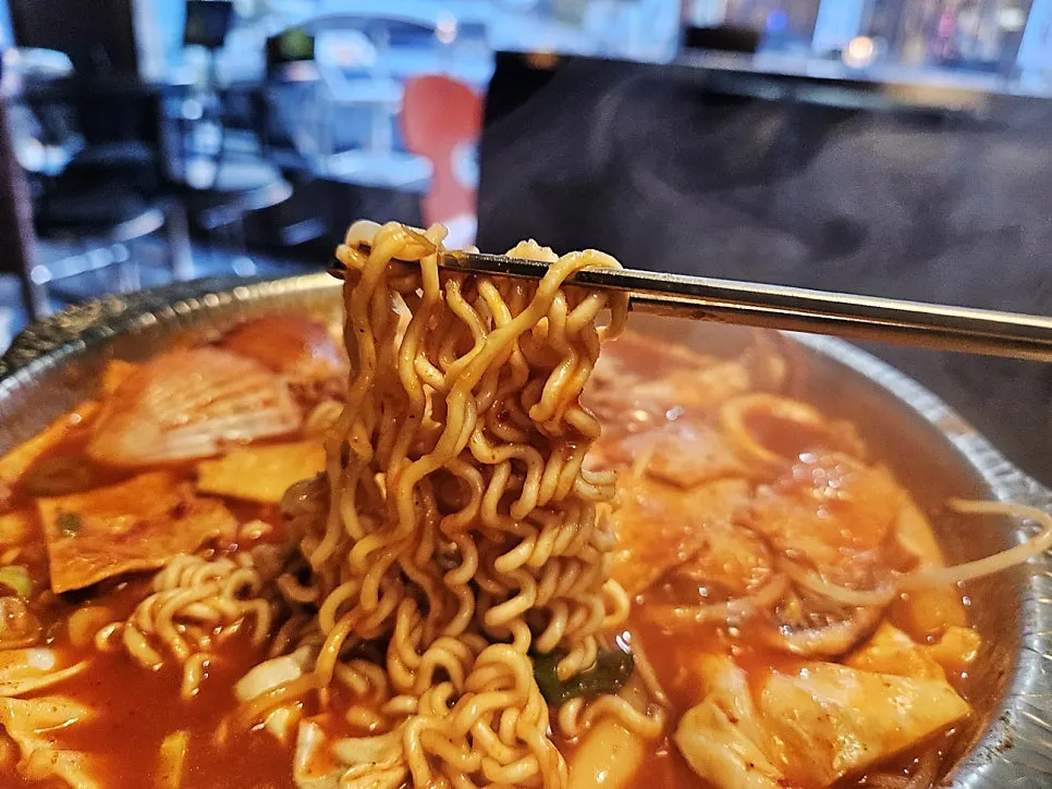 Chadolbagi seafood tteokjjim with ramen noodles added