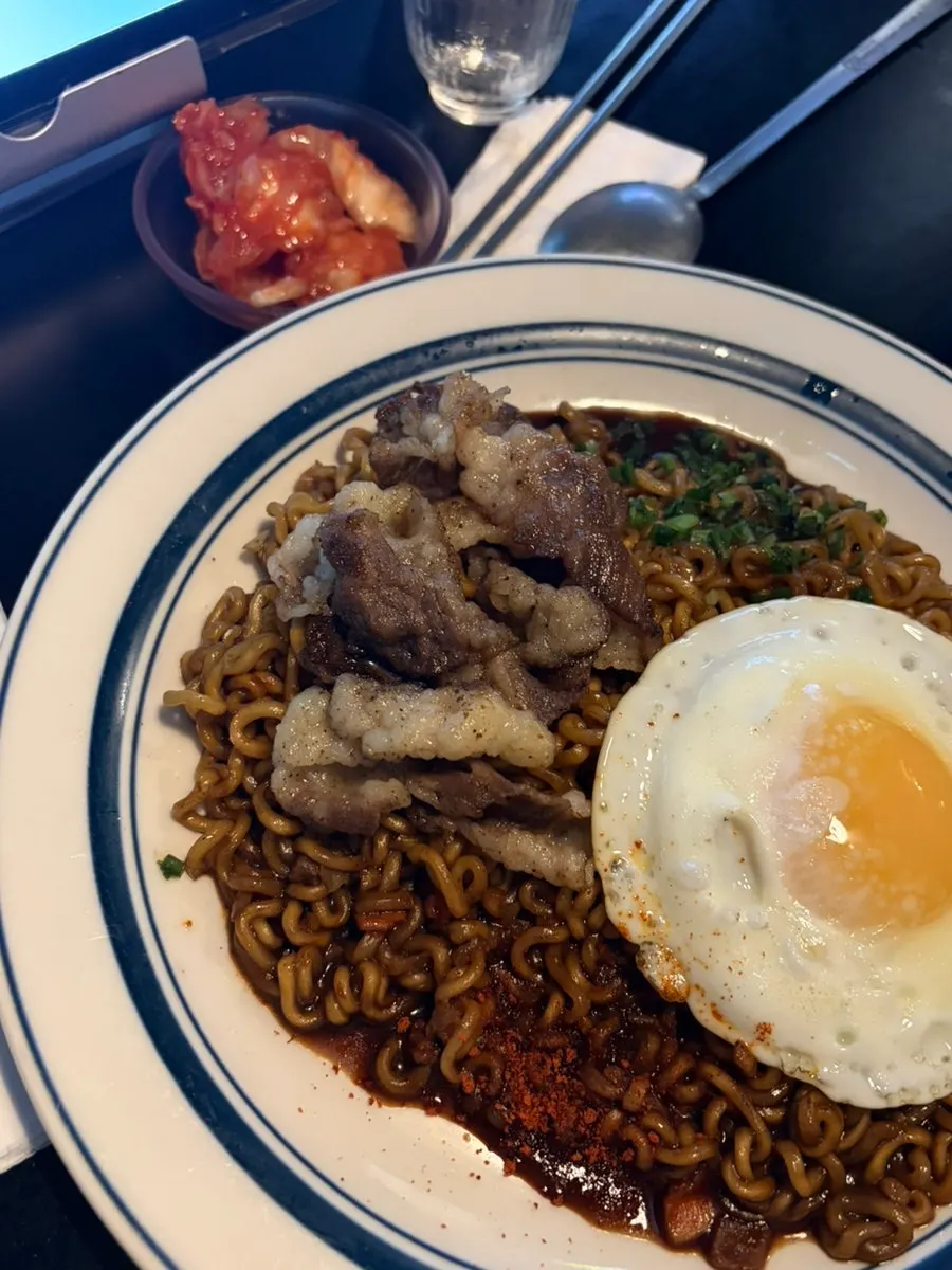 A bowl of beef brisket jjapaghetti at Bacha Suji Branch