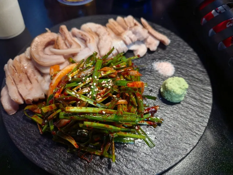 Brisket seafood tteokjjim boiling