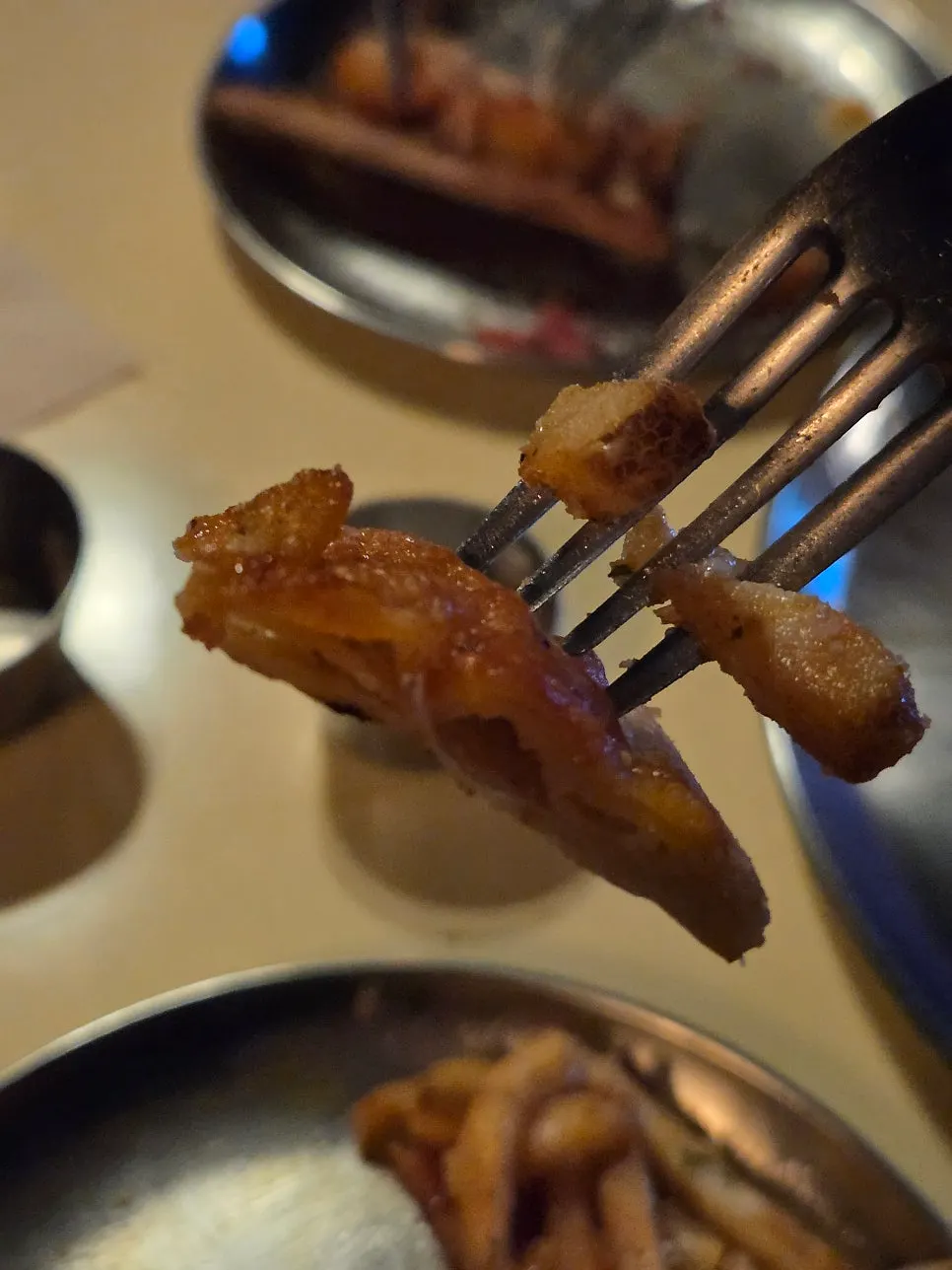 Backstreet Pizza's thin, crispy crust