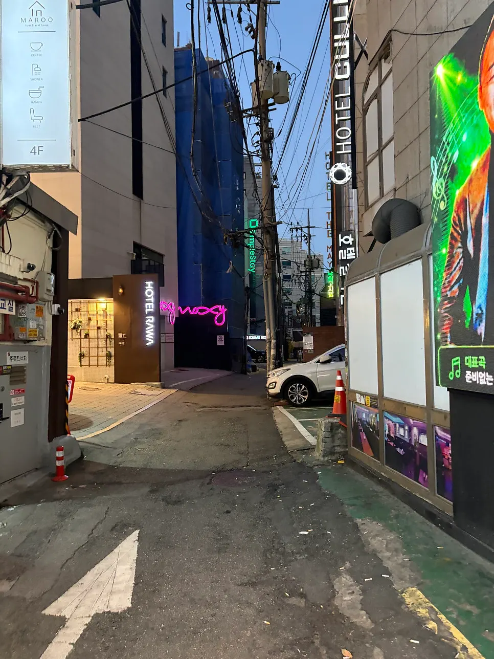 백스트리트피자 종로점 매장 소개 사진