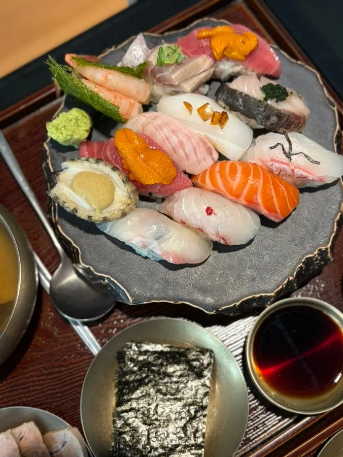Primer plano del arroz umami del sushi madurado