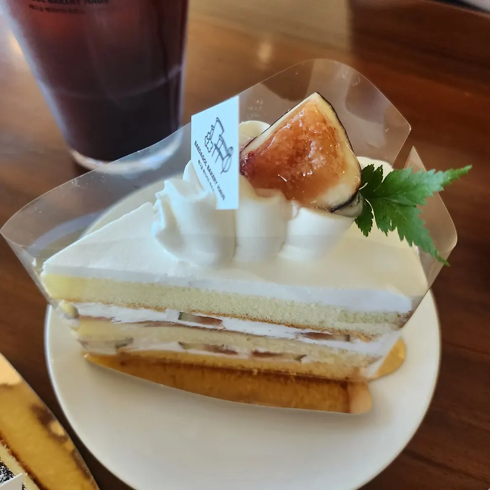 Fresh fig cake slice at Baedagol Bakery House