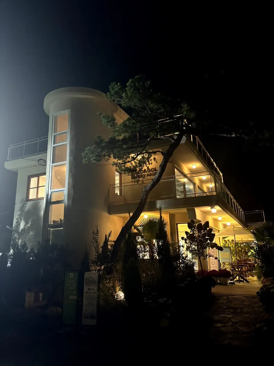넓은 배다골 베이커리 하우스 전경