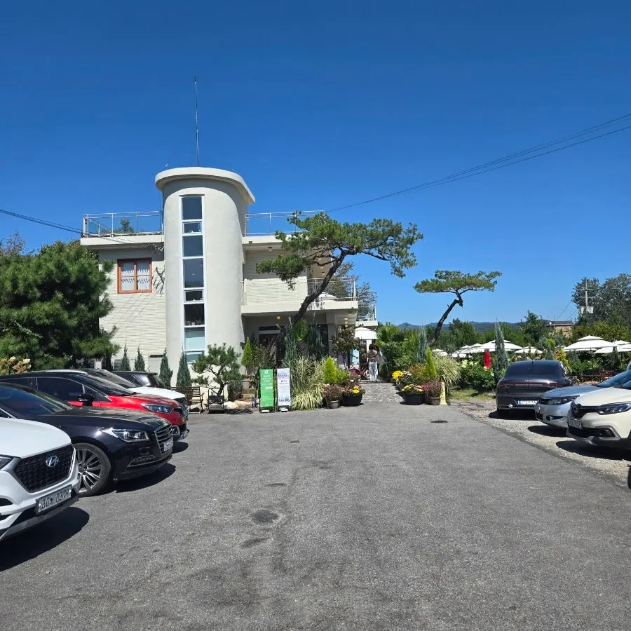 Baedagol Bakery House cover image