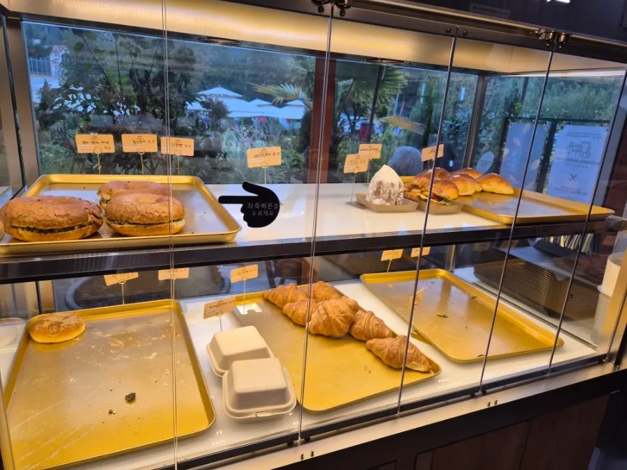 Full view of the 1st floor bakery display case