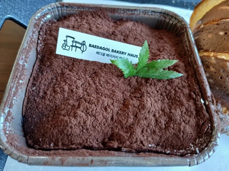 동글동글 멜론이 올라간 멜론와르르요거트