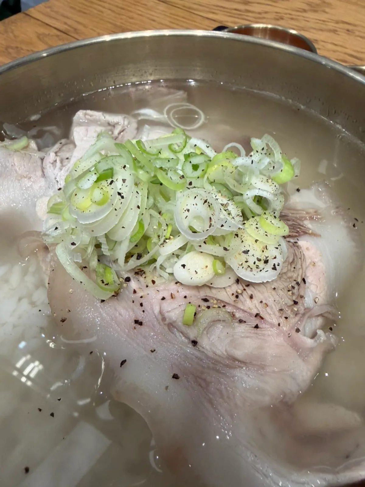 백옥 동탄 돼지곰탕세트 상차림