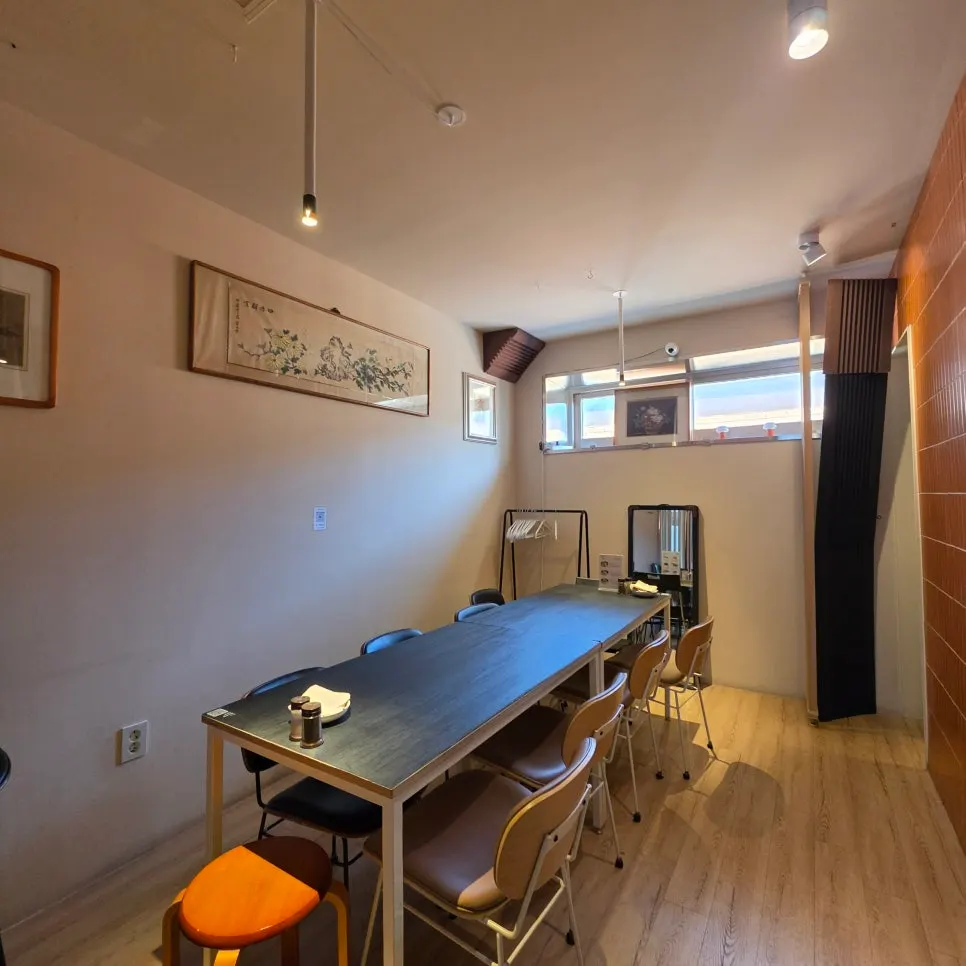 백옥 용산 2층 단체석