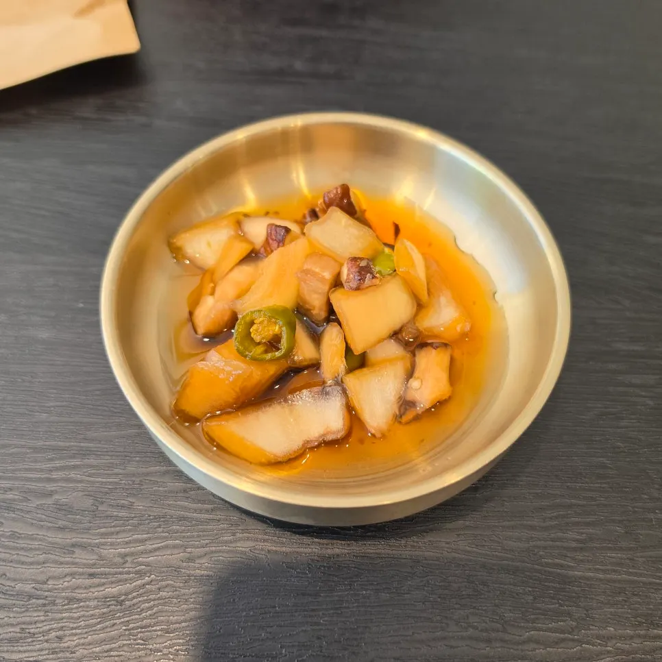 백옥 용산 밑반찬 양파장아찌