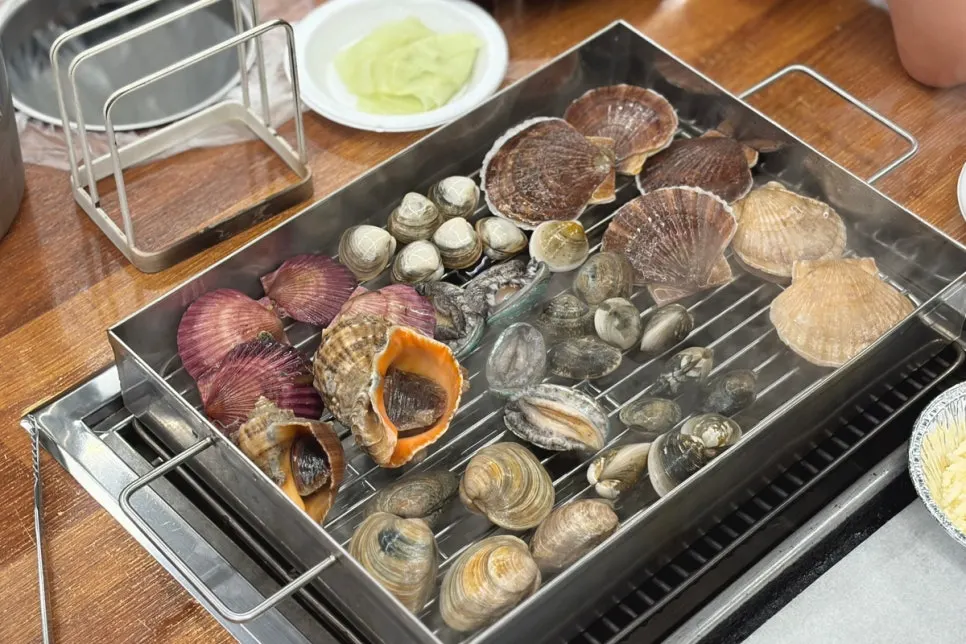 Unlimited shellfish picked from the tanks
