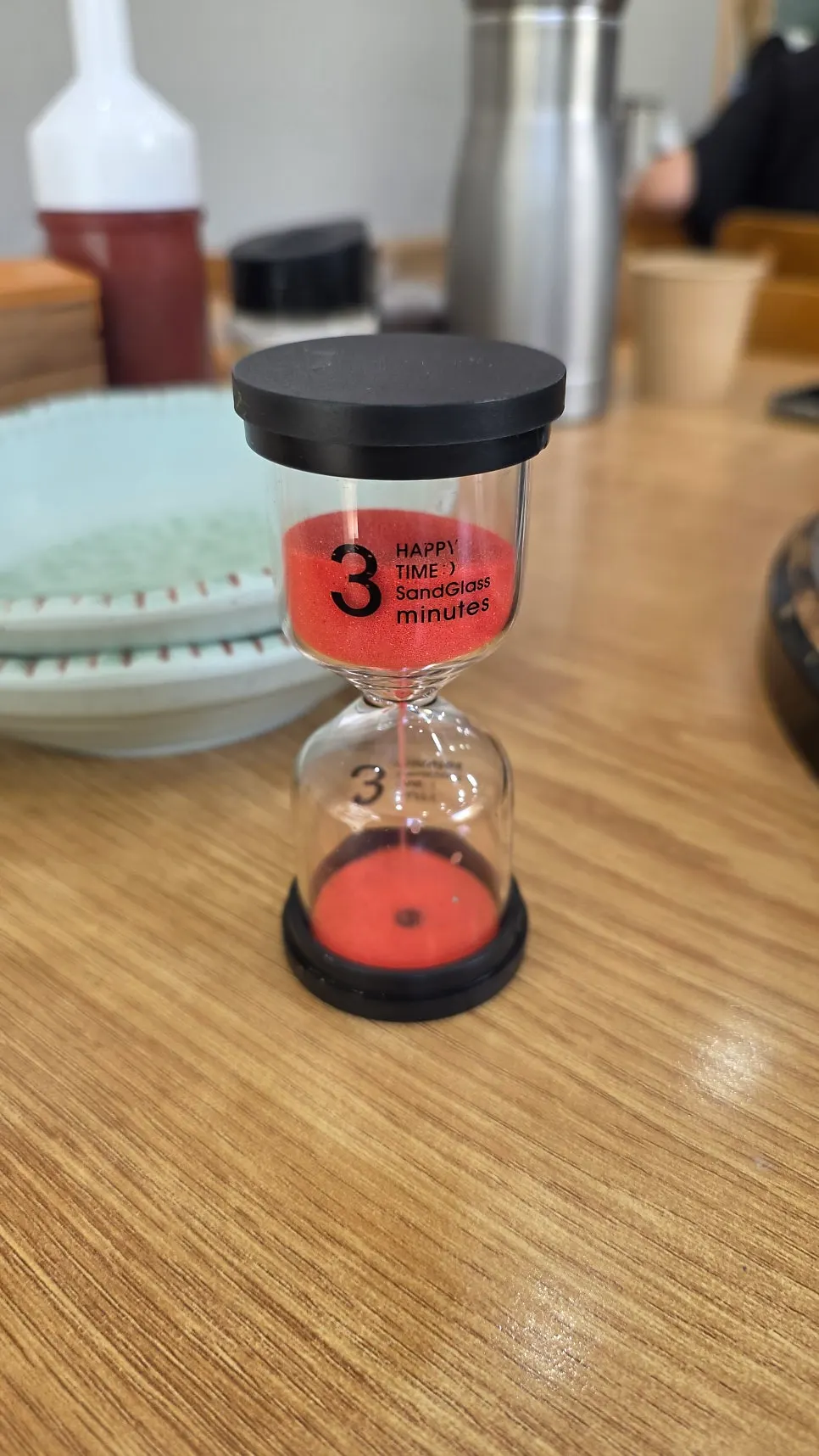 The 3-minute happy time sand timer