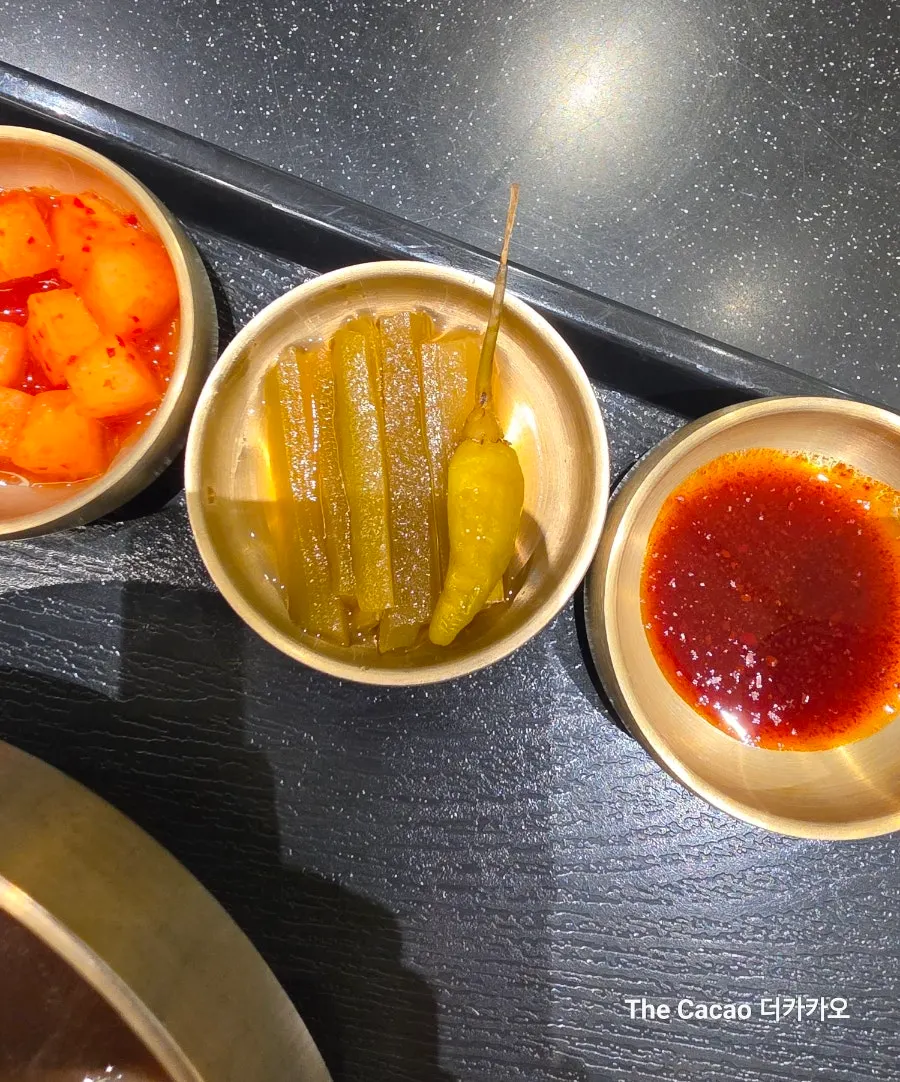 탄산음료까지 포함된 약곰탕 세트 전체 구성