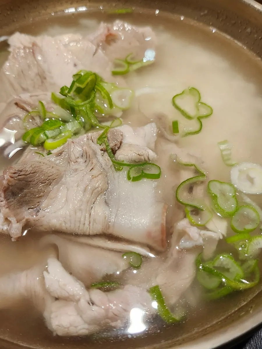 Pork gomtang broth with foreleg meat