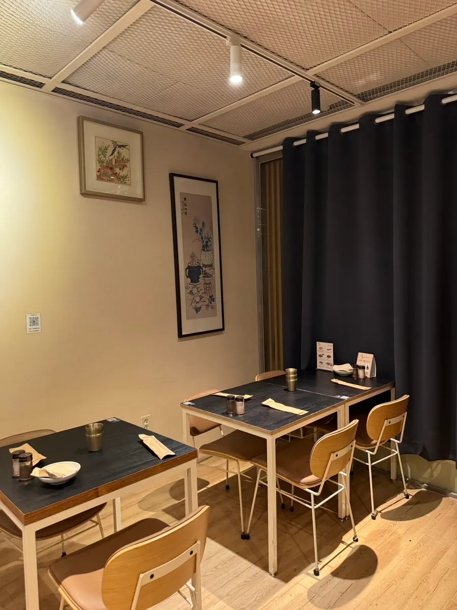 백옥 용산 1층 매장 내부