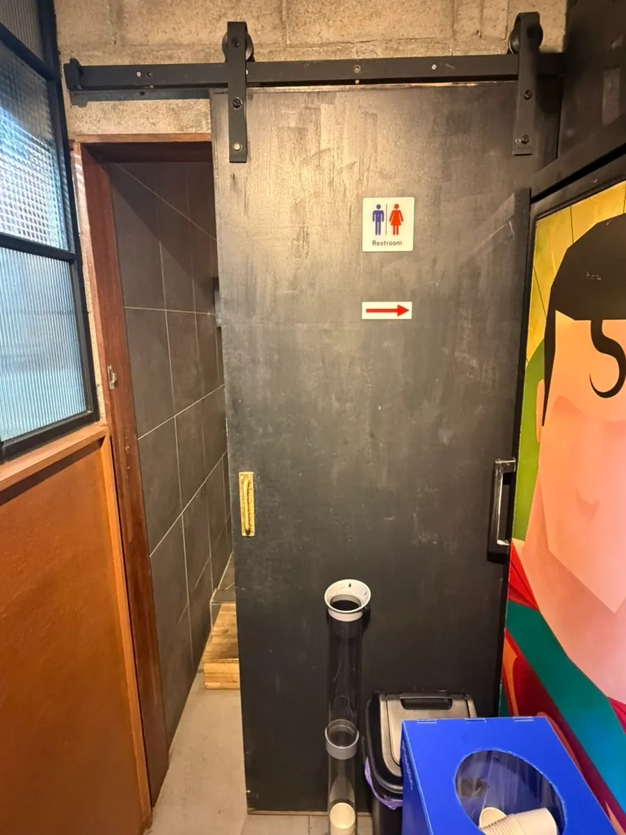 The space in front of the photo zone