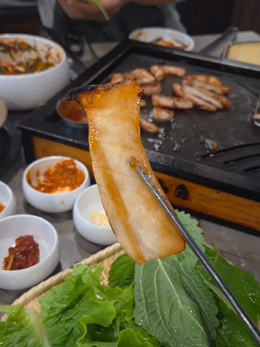 쫀득하게 익은 항정살