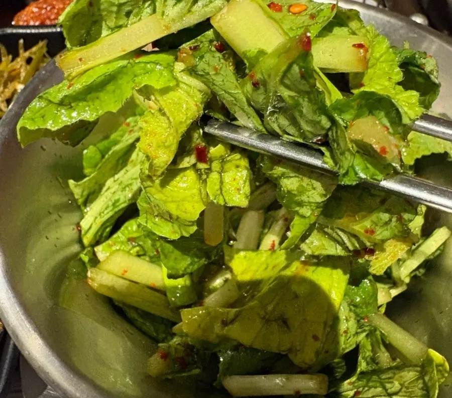 Basic side dishes with wrap vegetables from the self-bar