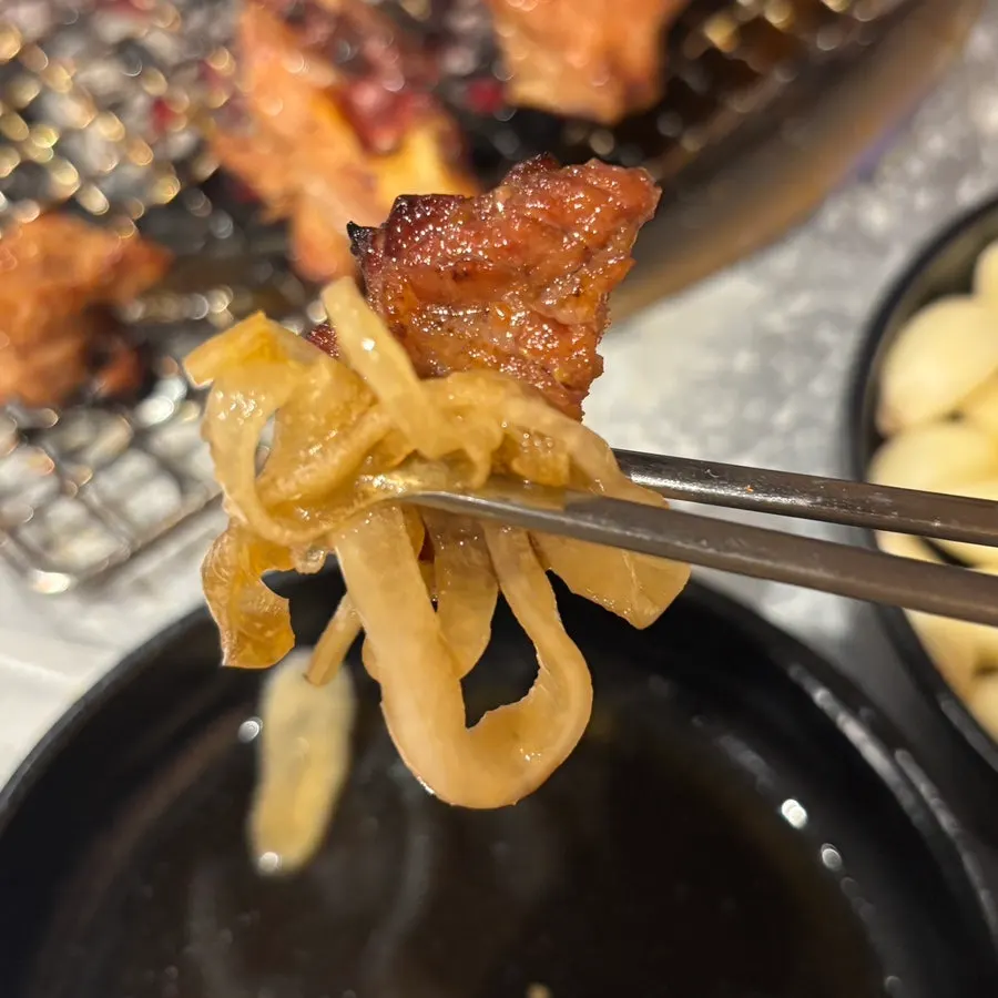 A tray of pre-grilled real pork galbi