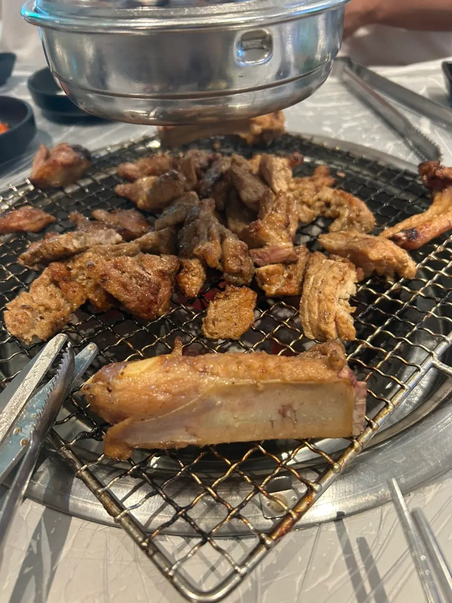 Golden-brown charcoal-grilled pork galbi