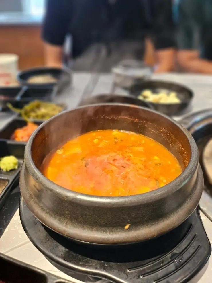 Puffed-up steamed egg