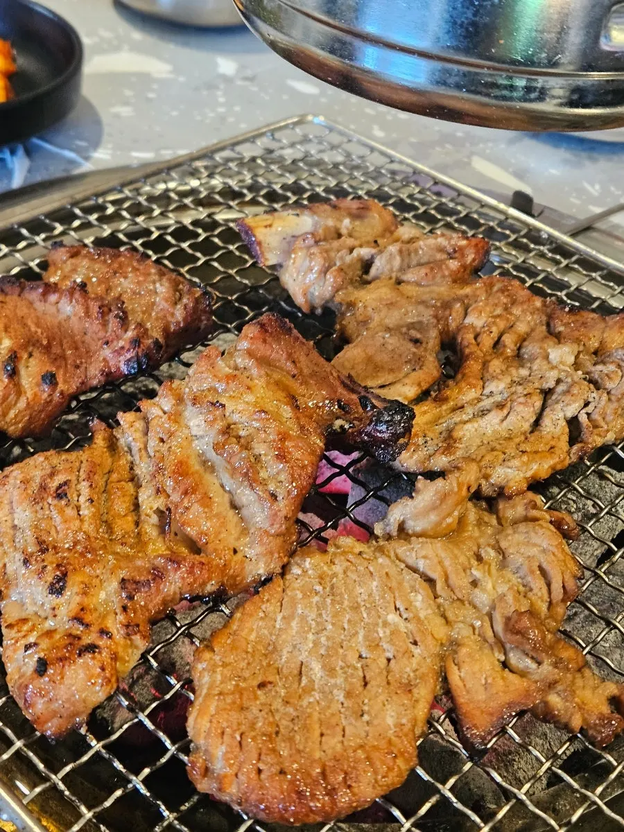기본 반찬으로 나온 계란찜