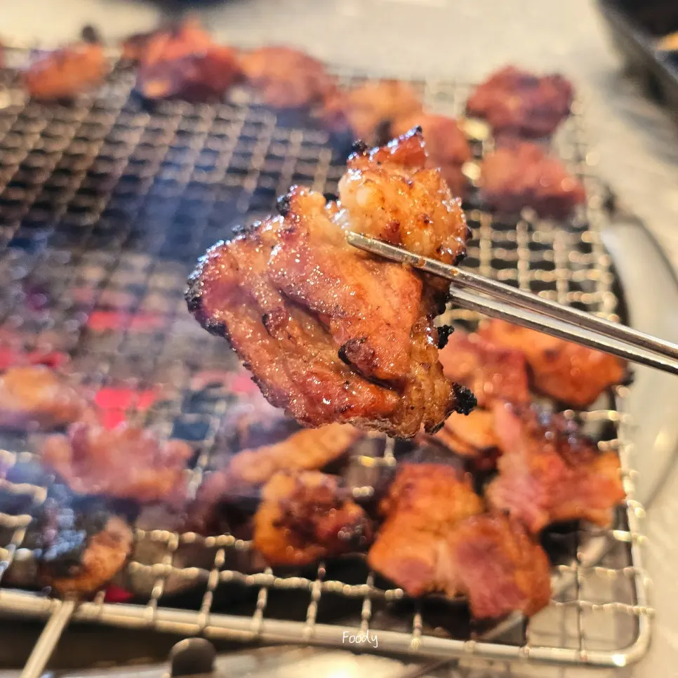 Pork galbi cut with scissors and grilled to a glossy finish