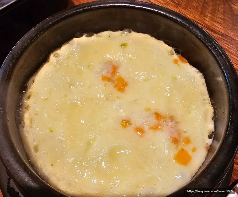 콘치즈와 계란찜, 곁들임 된장찌개