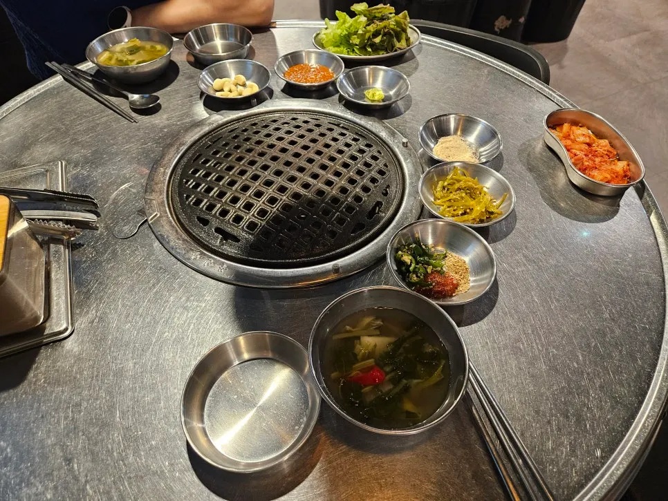 독불장군 일산백석점 기본반찬 상차림