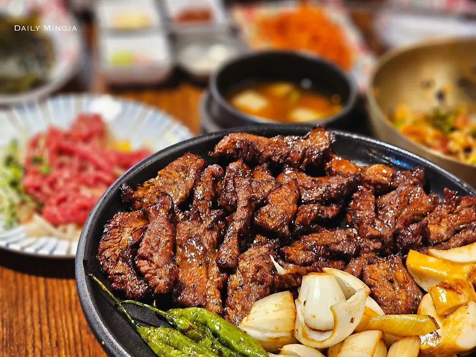 백석꼬기집 양념 소갈비살 철판 구이