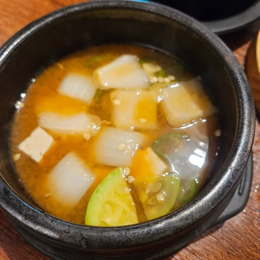 기본 반찬으로 나온 계란찜