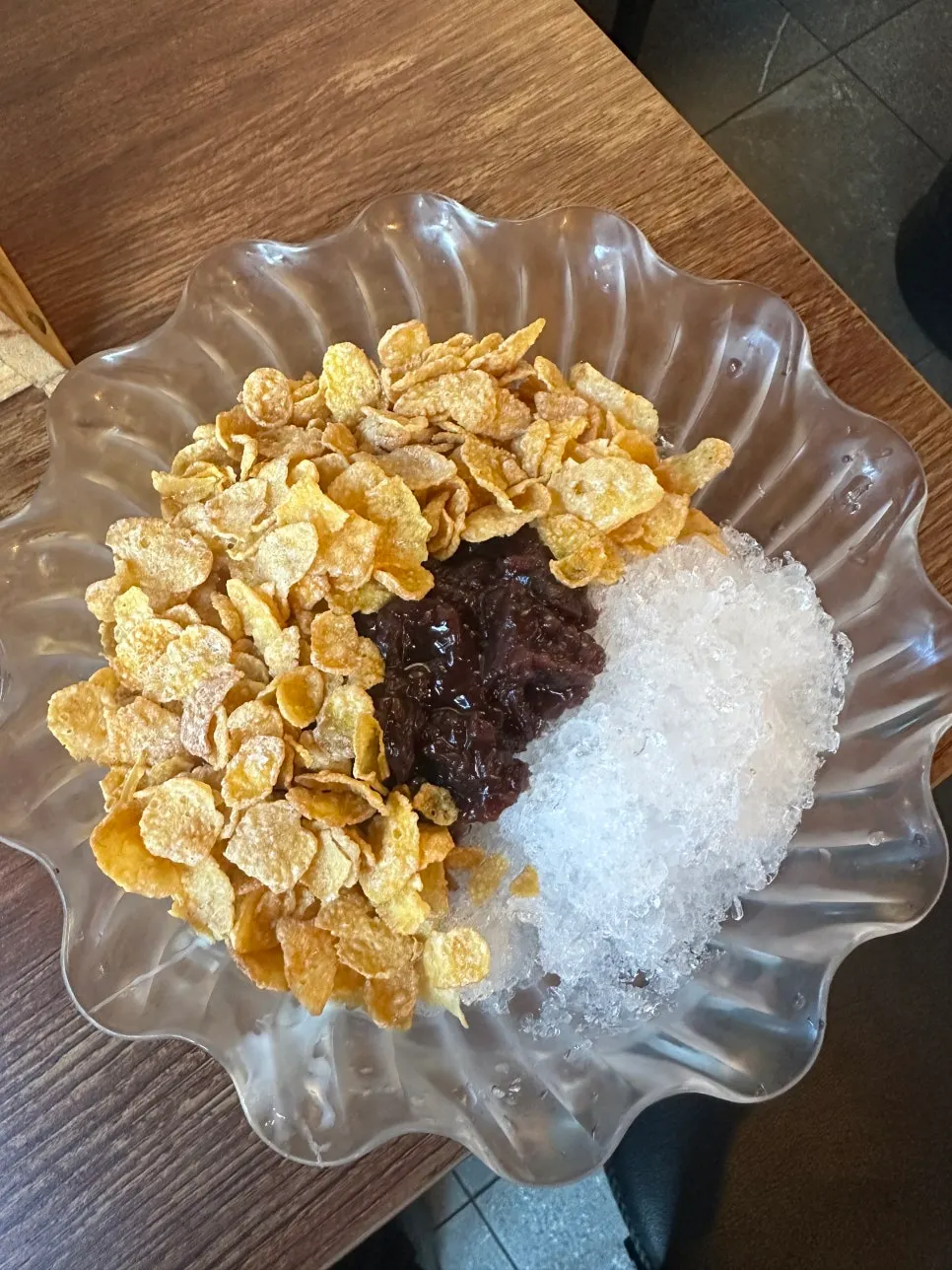 Old-style patbingsu given as a receipt review event service