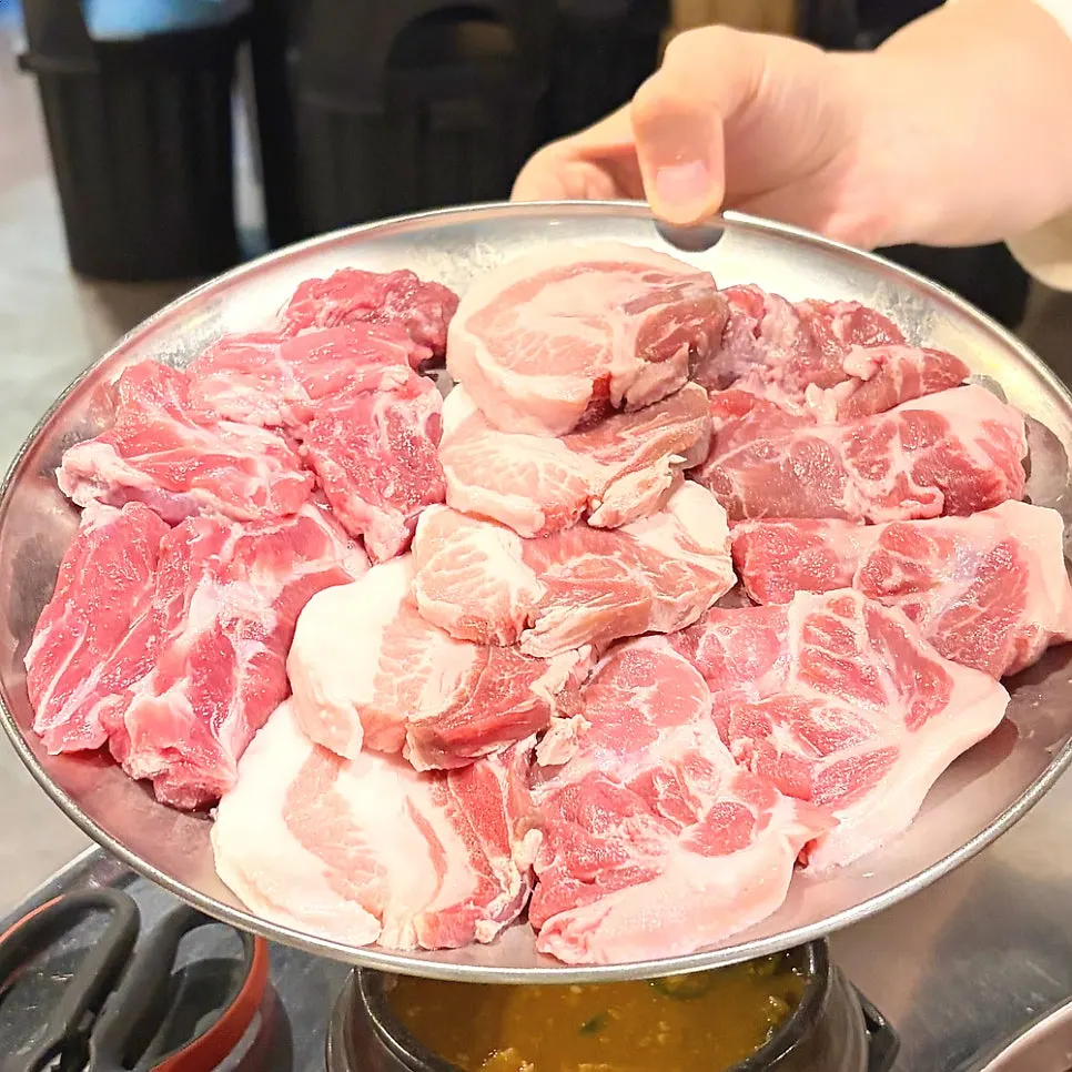 무료 전통 청국장과 공깃밥