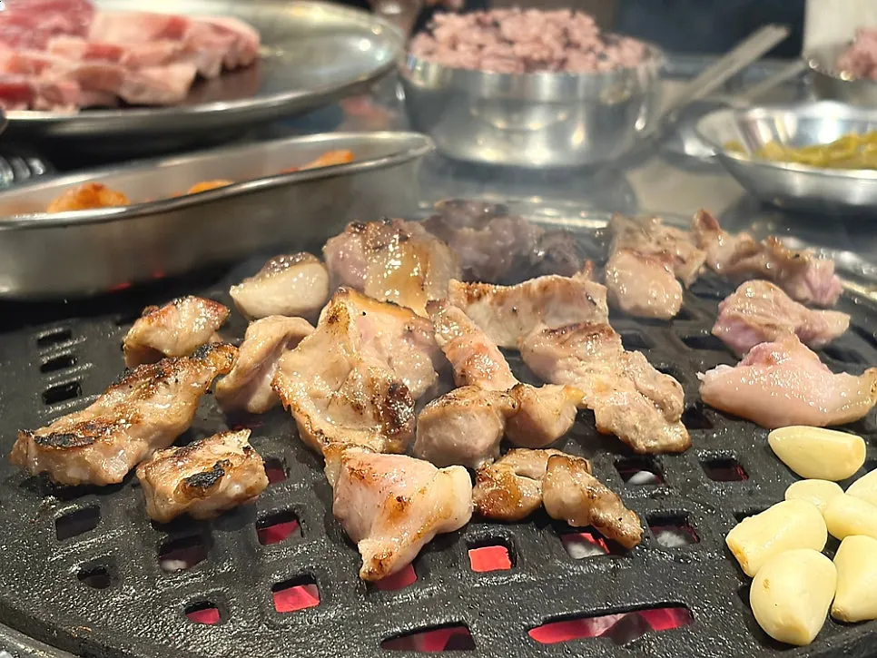 불판에 먼저 구운 꼬들살