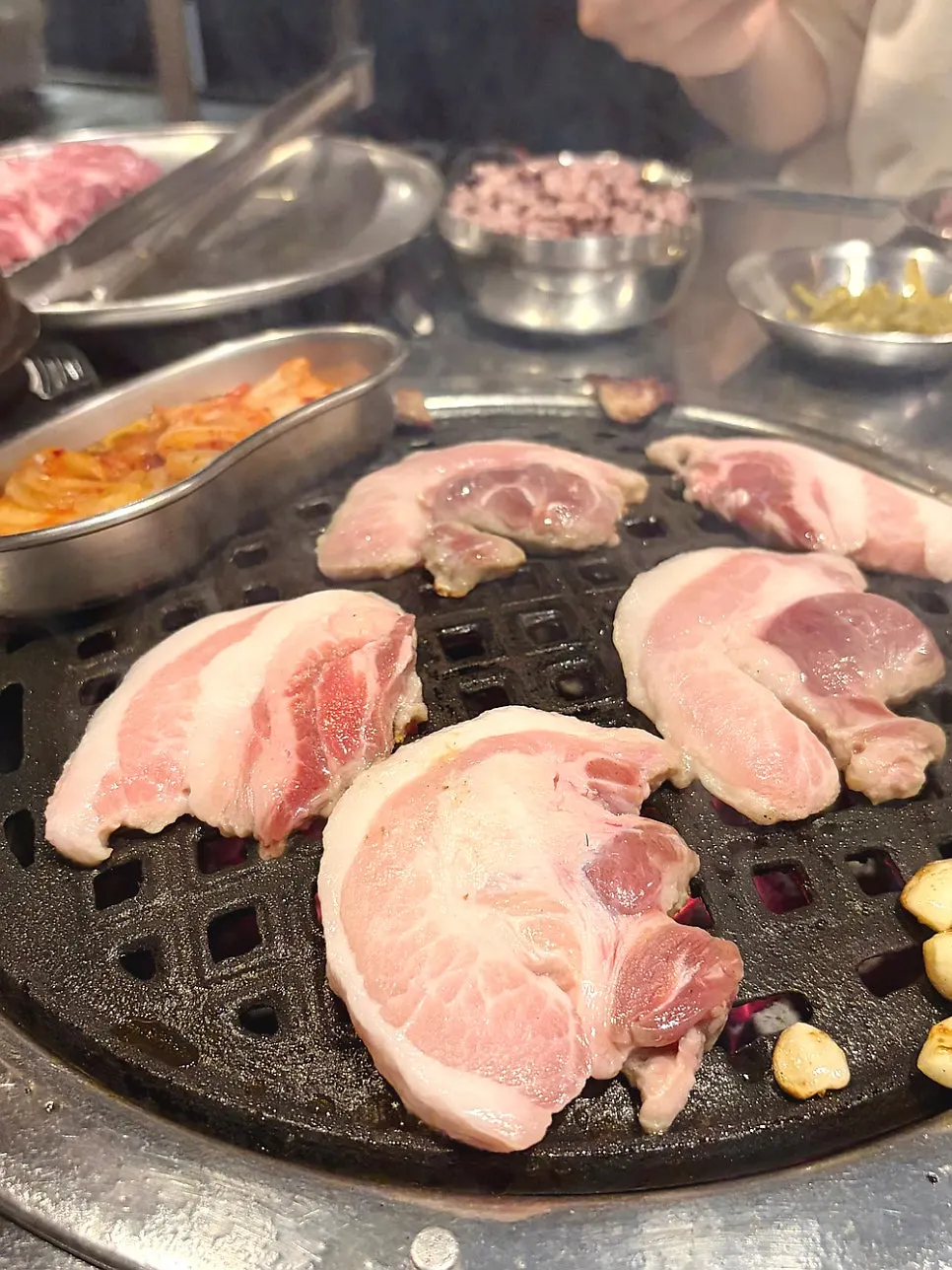 상추쌈과 파채 곁들임