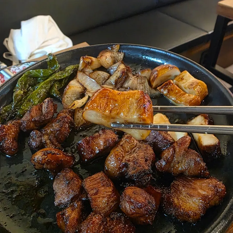 Marinated meat on a lettuce wrap