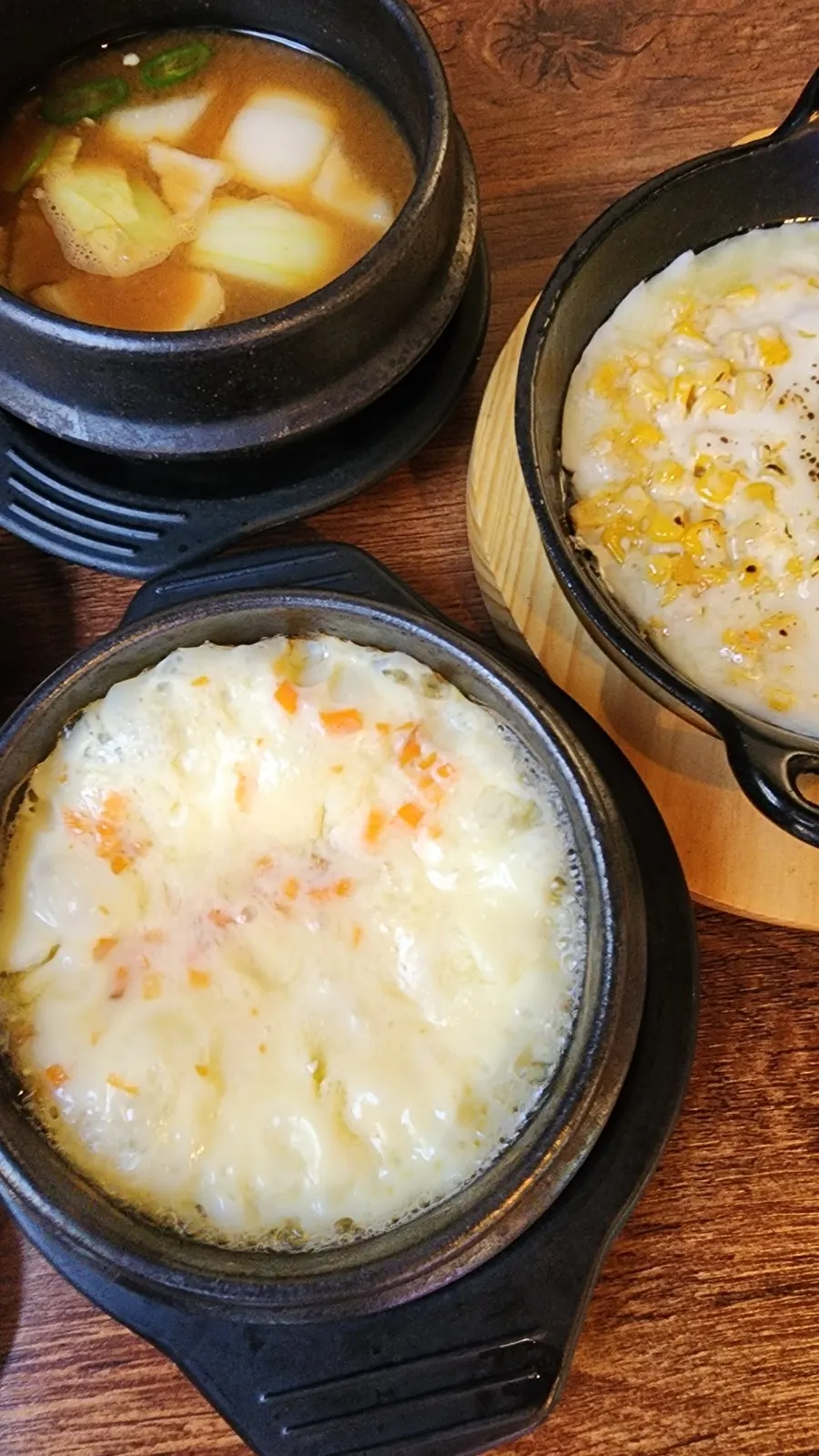 Stone pot egg soup and corn cheese