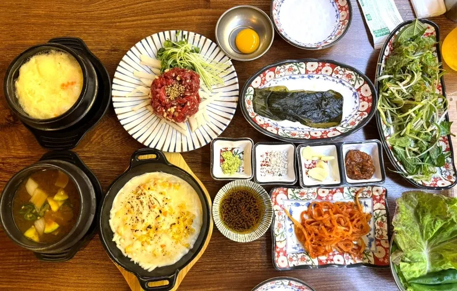 Set menu order arrangement at Baekseok Kkogijip
