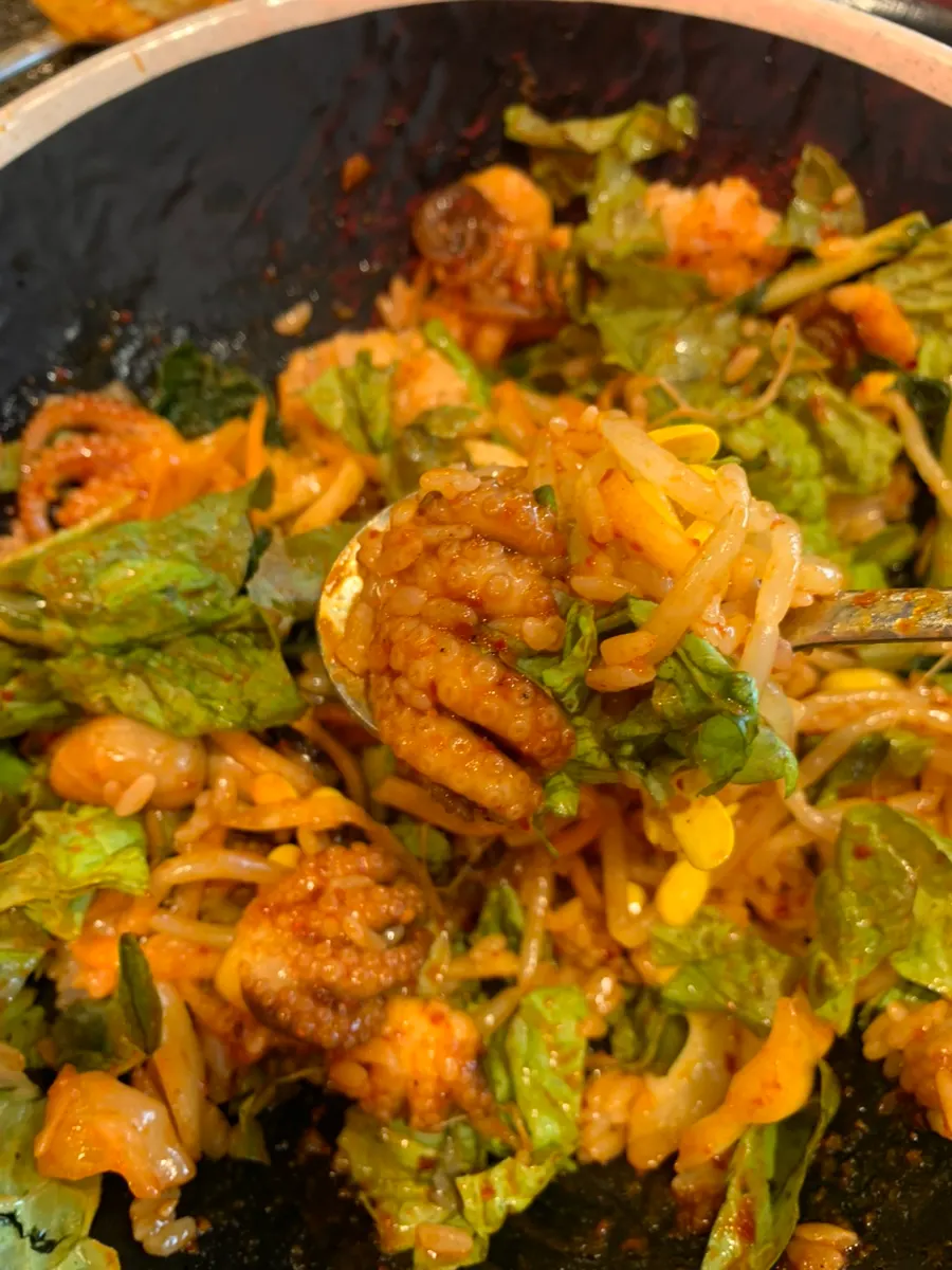 Spicy jjukkumi rice with vegetables