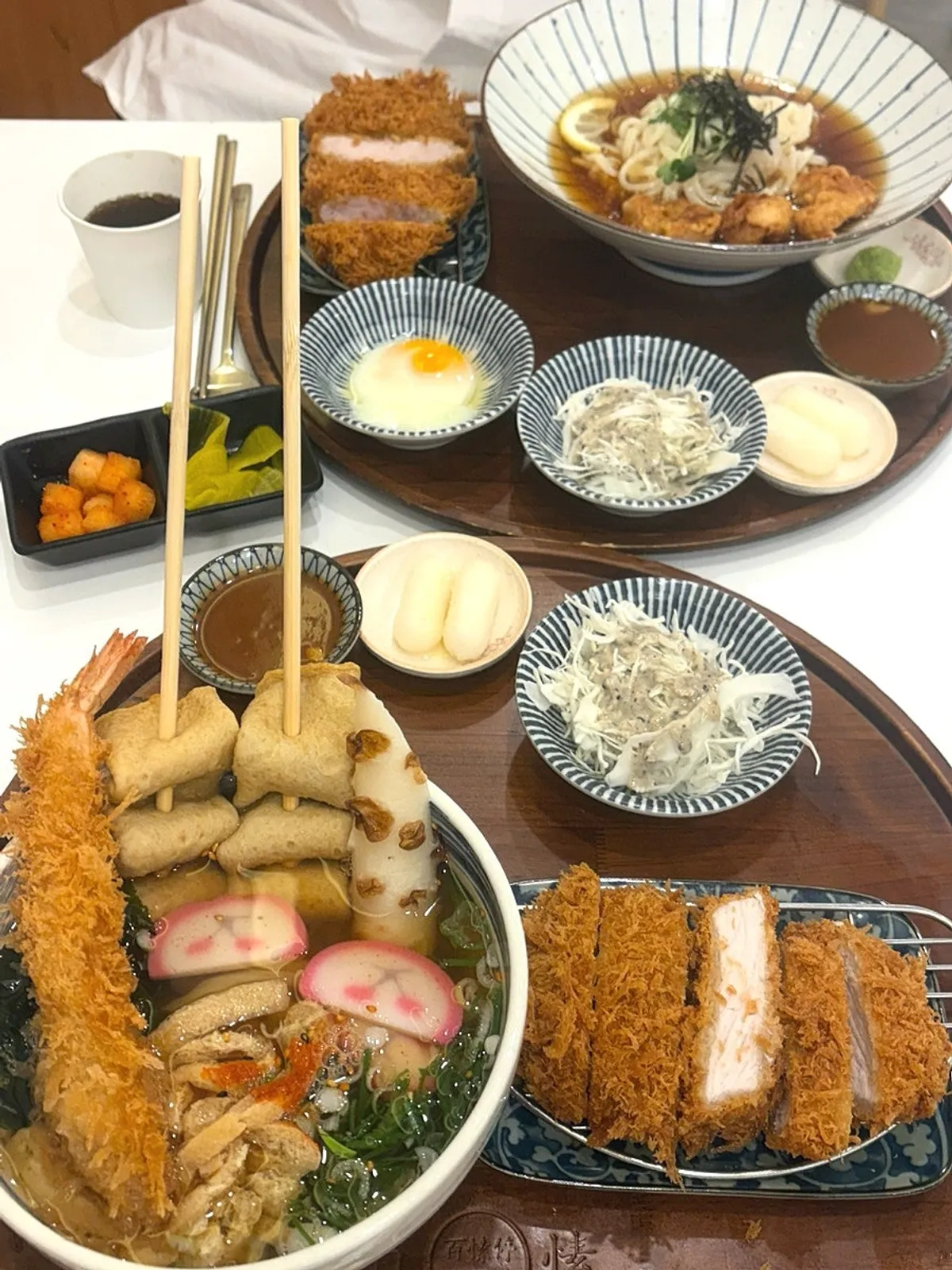 Lunch table setup at Baek Sojeong Nambu Bus Terminal