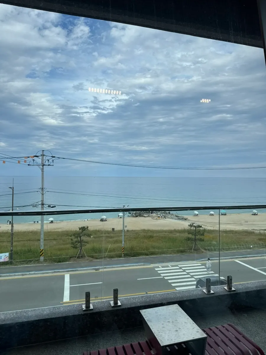 백야커피 층별 테라스 공간