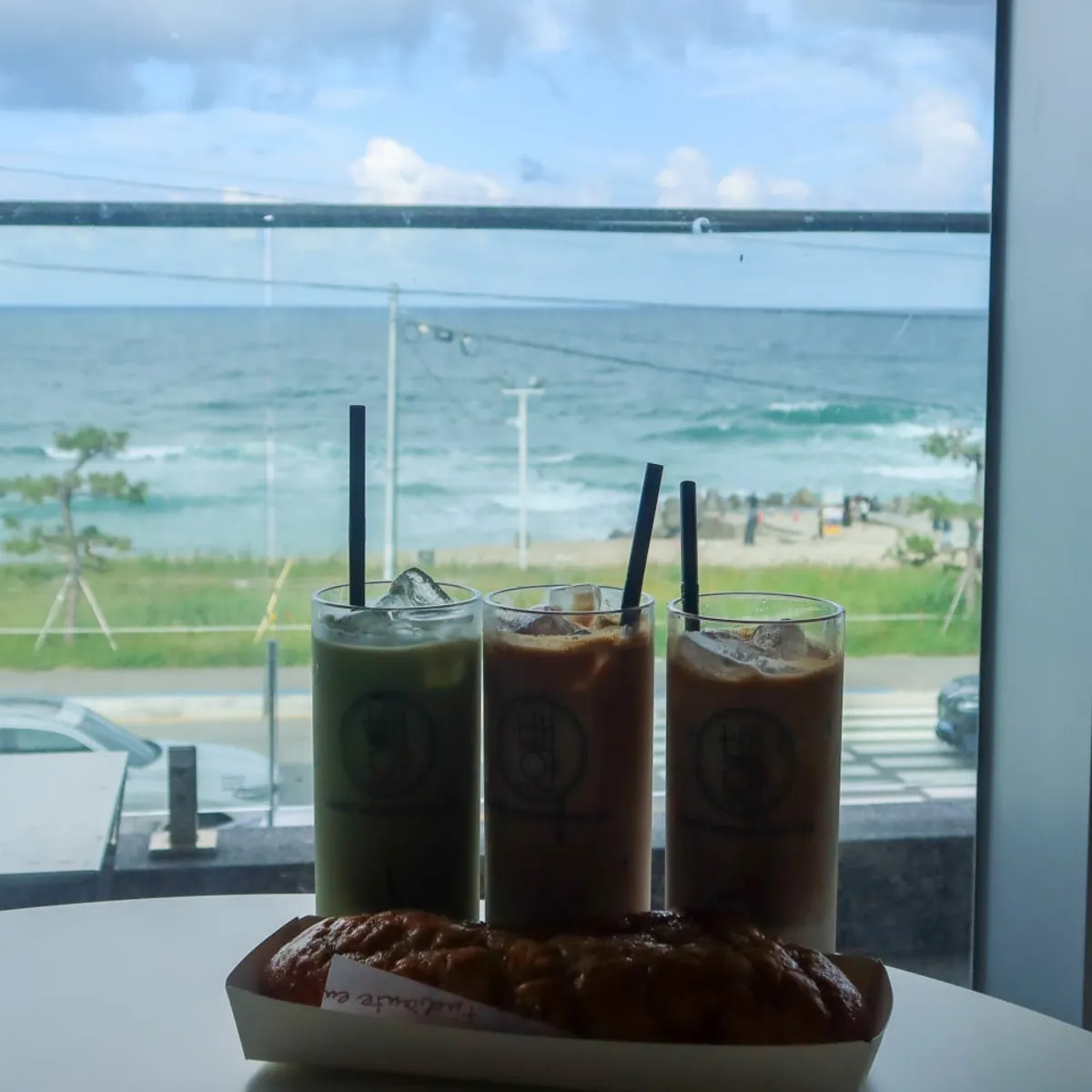 Baegya Coffee, an ocean-view café in front of Sacheonjin Beach, Gangneung