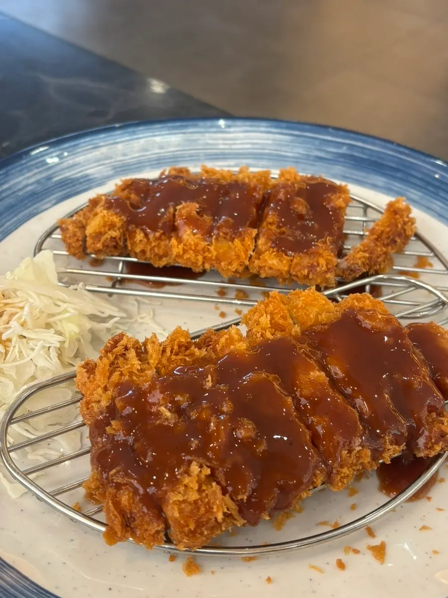 한 숟갈 뜬 보리비빔밥